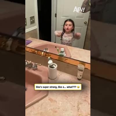She’s super strong, like a… what??? 🤣