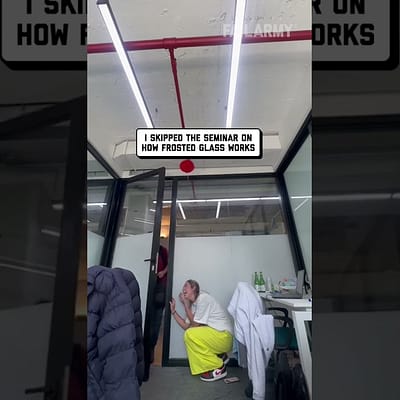 When you feel invisible at work, just remember this ❤️ #prank #fail #funny #workfail #officeprank