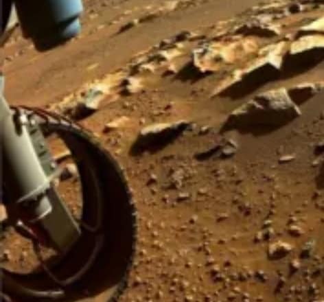 6 Unseen images of Mars shared by NASA