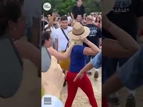Tourist detained after climbing protected Mayan pyramid at Chichen-Itza | USA TODAY #Shorts