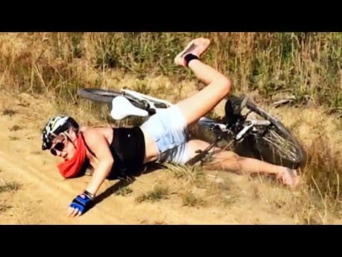 FUNNIEST Girl Fails Of The Year!