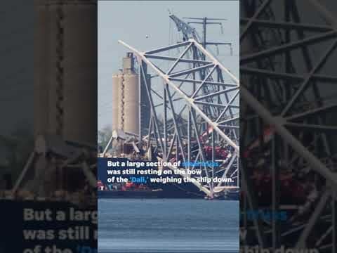 Experts use explosives to free ‘Dali’ from Key Bridge wreckage #Shorts