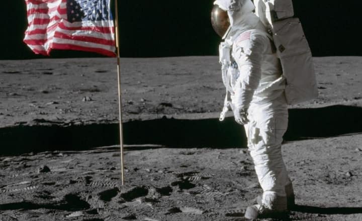 7 most historic images of Moon shared by NASA