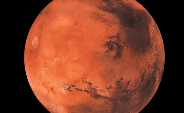 7 stunning images of Mars shared by NASA