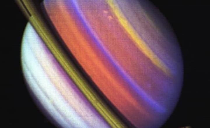 7 rare images of Saturn captured by NASA