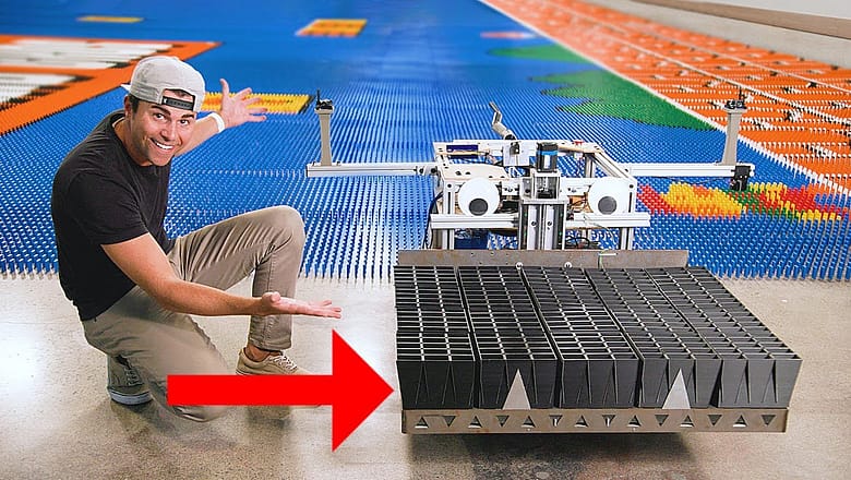 World Record Domino Robot (100k dominoes in 24hrs)