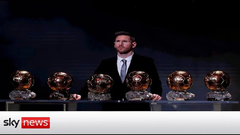 Paris rolls out red carpet for Lionel Messi