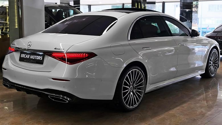 Mercedes S-Class (2021) – The Ultimate Luxury Sedan!
