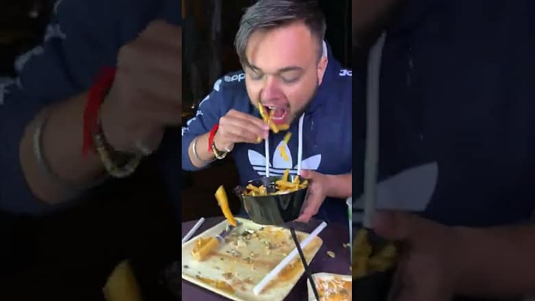 1 GOLD का Burger खाओ ?? 2100 /- CASH ले जाओ ?? #shorts
