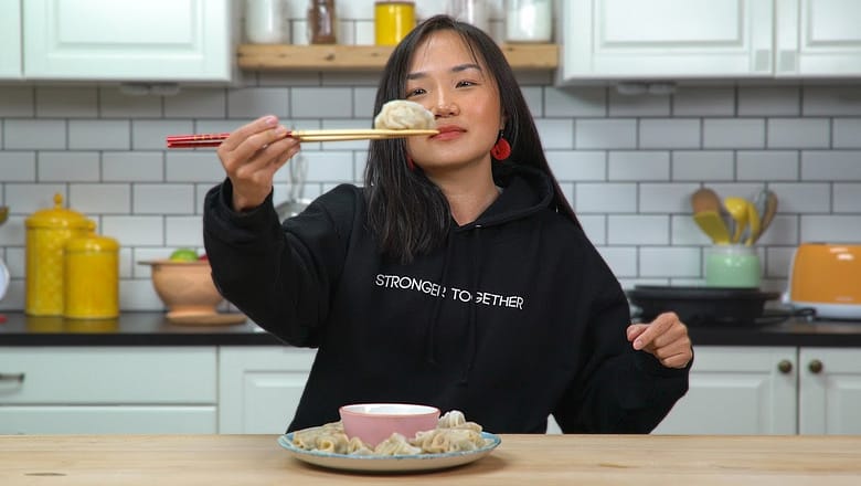 Chinese Americans Try Each Other’s Dumplings