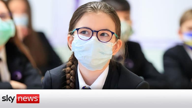 COVID-19: Teaching unions welcome face masks in class