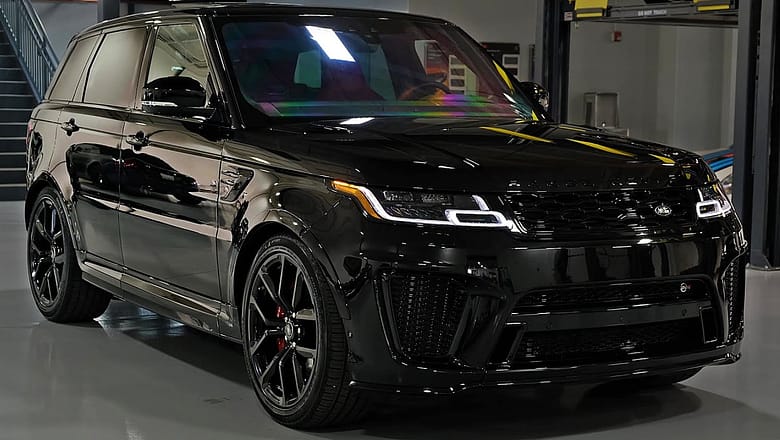 Range Rover Sport SVR (2022) – Exterior and interior Details (Luxury Performance SUV)