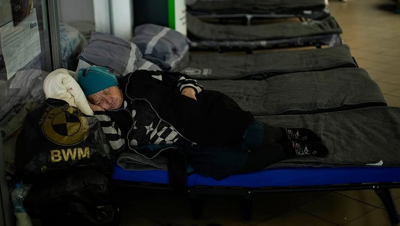 Dnipro becomes humanitarian hub | CTV News in Ukraine