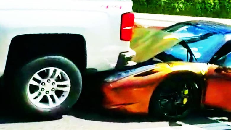 Idiot driver Ruins Ferrari | Viral Videos Of The Week