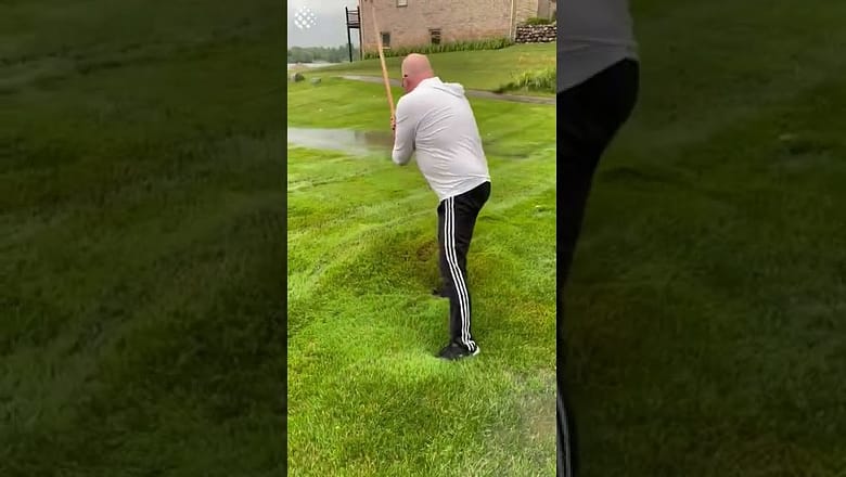 Man pops a giant ‘Earth’ pimple!