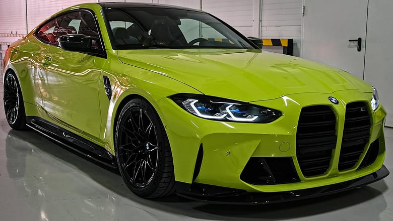 2022 BMW M4 Competition – Sound, interior & Exterior Details