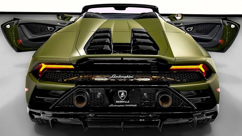 2022 Huracán EVO Spyder RWD in Verde Turbine