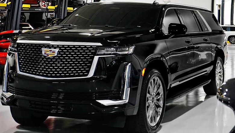 Cadillac Escalade (2022) – Sound, interior and Exterior Details