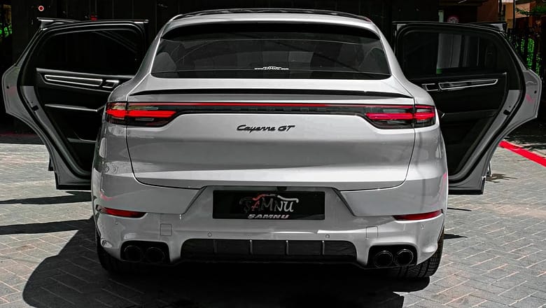 Porsche Cayenne GTS (2023) – Sport Wild Coupe!