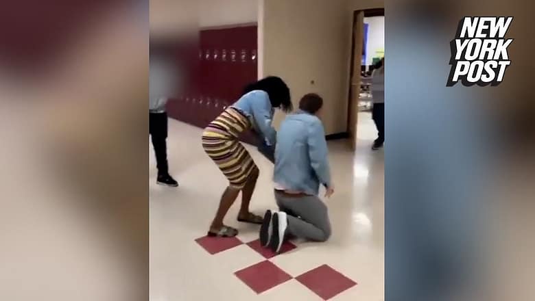 Tennessee teen pepper sprays teacher after her phone is confiscated | New York Post