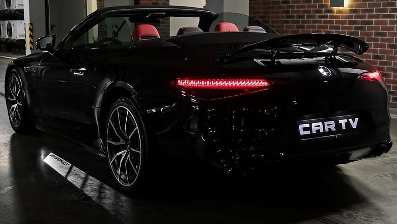 2023 Mercedes AMG SL43 – Sound, interior and Exterior Details
