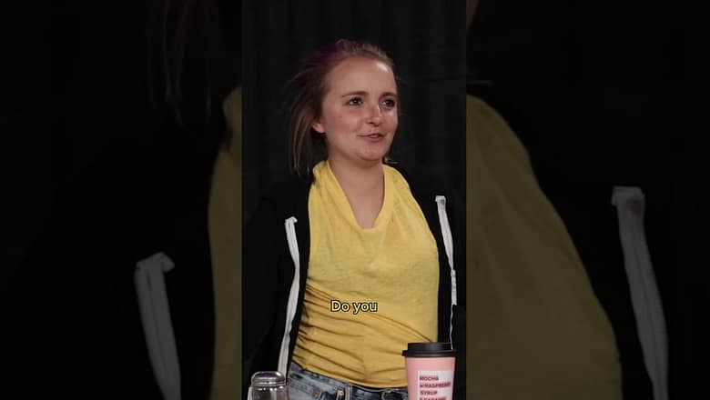 A Barista Guesses People’s Coffee Orders Out Of A Lineup