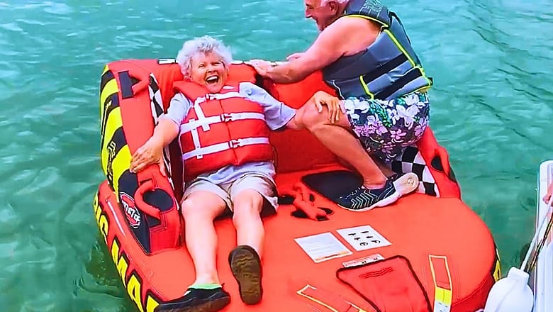 Heartwarming and Funny Family Reunions