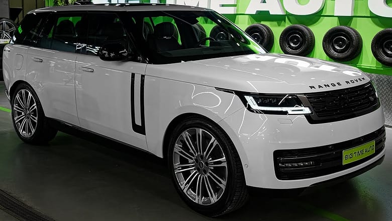 Land Rover Range Rover (2024) – Best Off Road SUV Ever