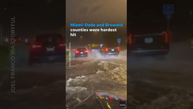 Heavy rains and high winds in South Florida knock out power, flood streets #Shorts