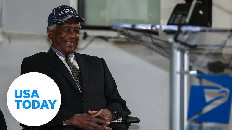‘It’s personal’: 90-year-old postal worker going strong after 70 years on the job | USA TODAY