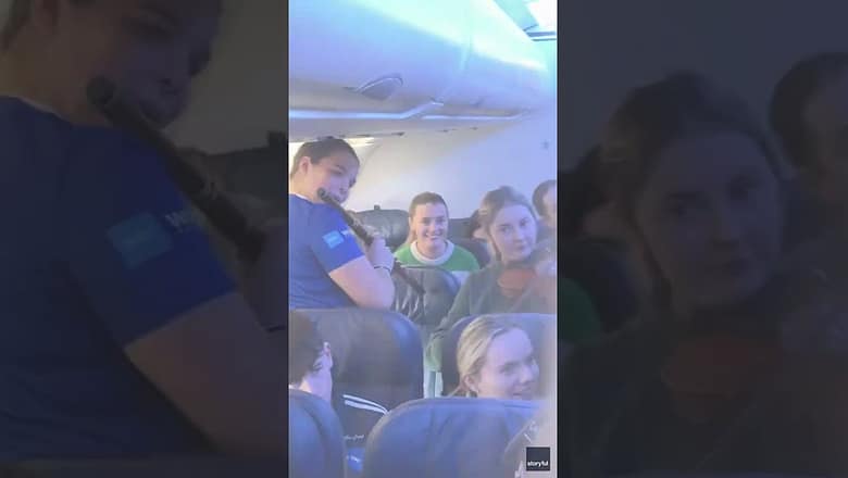 When a delayed flight turns into an Irish folk music concert  #Shorts
