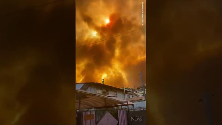 Massive forest fire engulfs Chilean town in smoke