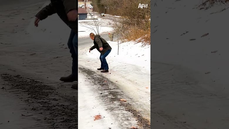 Slip sliding away ?❄️ #Shorts #iceicefail