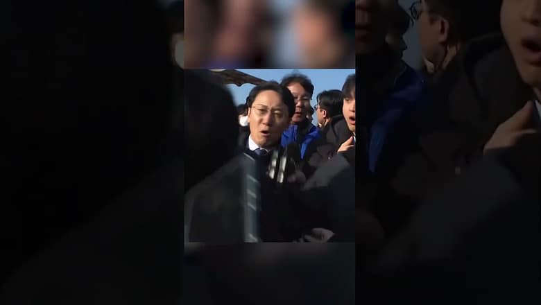 South Korean opposition leader recovering after being stabbed, suspect in custody #Shorts