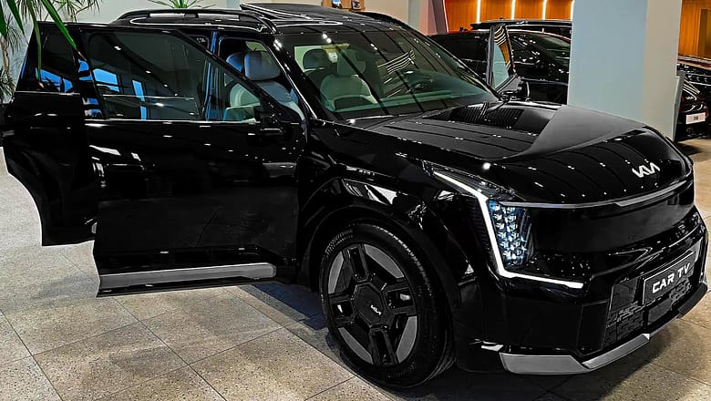 2024 Kia EV9 – Three-Row Seater Family Friendly SUV!