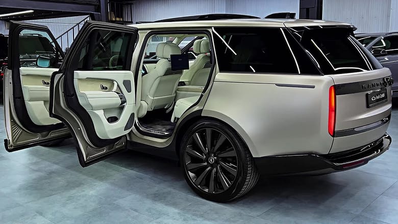 Range Rover SV (2024) – Dreamy Ultra Luxury Large SUV!