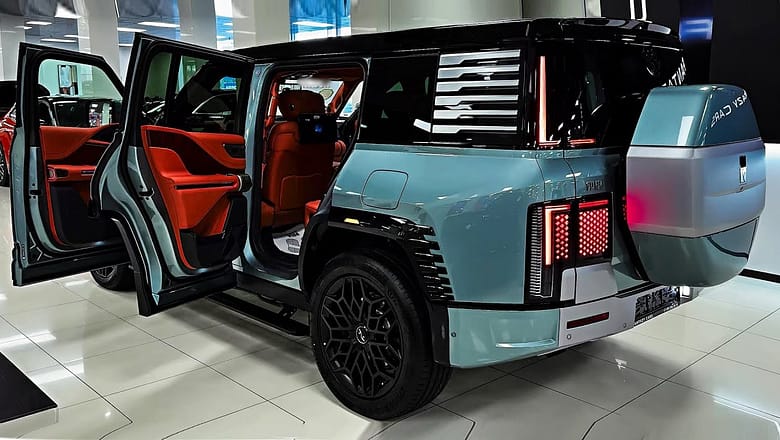 2024 BYD Yangwang U8 – China’s Craziest and Luxury SUV!