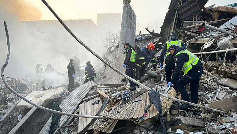 Russian missile strike kills one, injures 14 in Ukraine