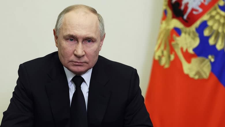 Why Putin blames Ukraine for an attack ISIS takes credit for