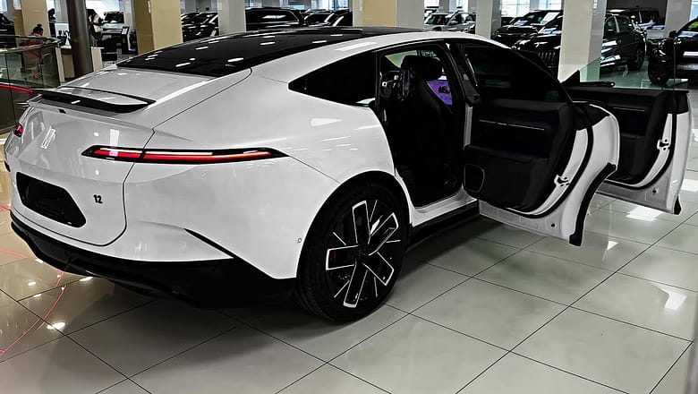 2024 Avatr 12 – Perfect Gran Coupe!