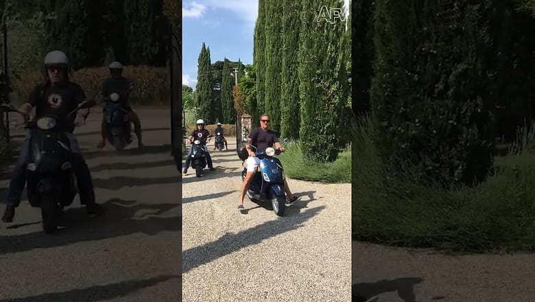 Scooters and gravel don’t mix! ποΈπ#bike #fail #fall