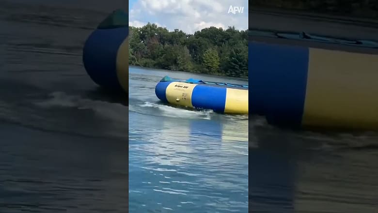 8/10 The jump could’ve been better 。 ゚🌊。 #shorts #lake #friends #fail #jump