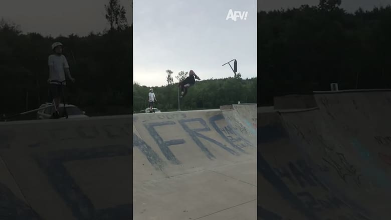 Flippin’ out over this fail ๐
๐ด #afv #fail #scooters