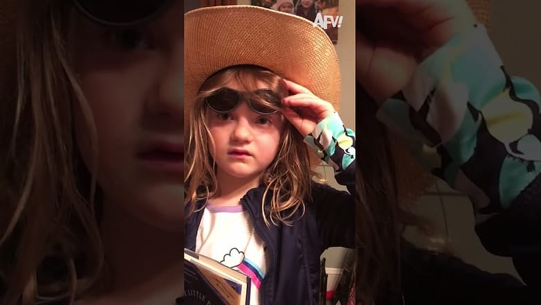 I’m looking for a book in fine ants ๐๐ #afv #kidssay #shorts