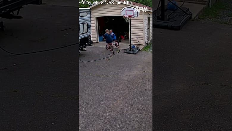 When two bikes become one ๐ฒ๐
#afv #fail #shorts