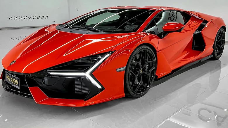 Lamborghini Revuelto (2025) – Wonderful Supercar in Gorgeous details!