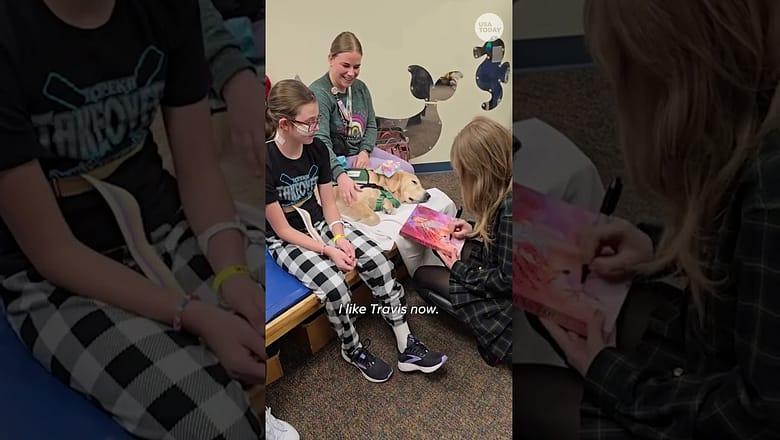 Taylor Swift visits Kansas City children’s hospital #Shorts