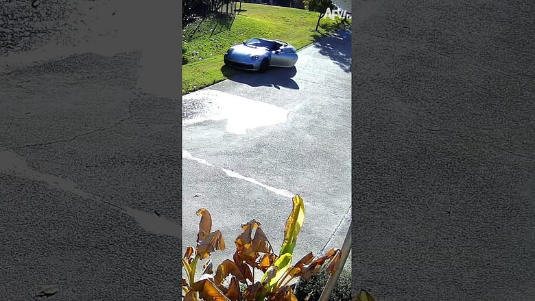 I’m sure they can buff that out… π¬ #afv #fail #cars