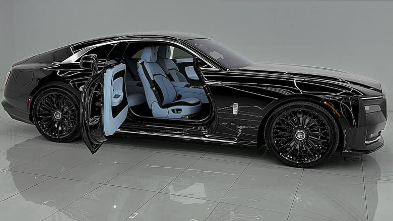 Rolls-Royce Spectre (2025) – Wonderful Wild Luxury Coupe