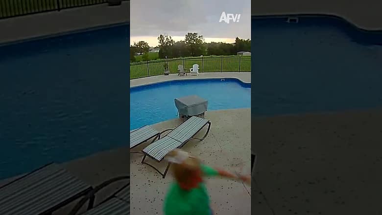 Alexa, play Thunderstruck by AC/DC ⚡️ #afv #caughtoncamera #funny #shorts